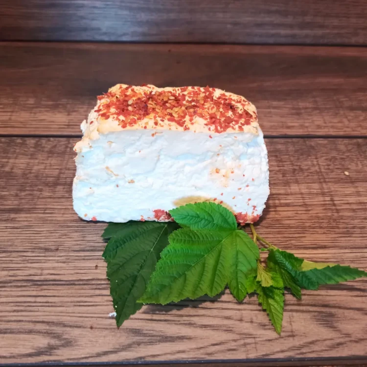 fromage-ostry-ser-kozi-250g-rustykalny-yagi.webp